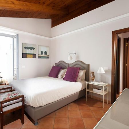 Amore Rentals - Appartamento Terrazza Tasso Sorrento Exterior photo