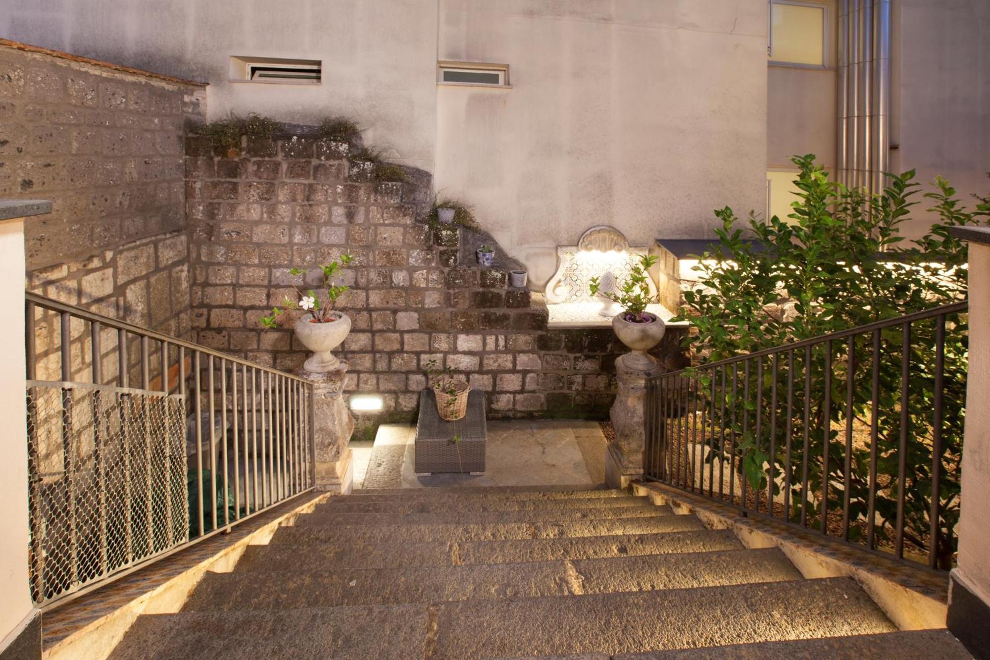 Amore Rentals - Appartamento Terrazza Tasso Sorrento Exterior photo