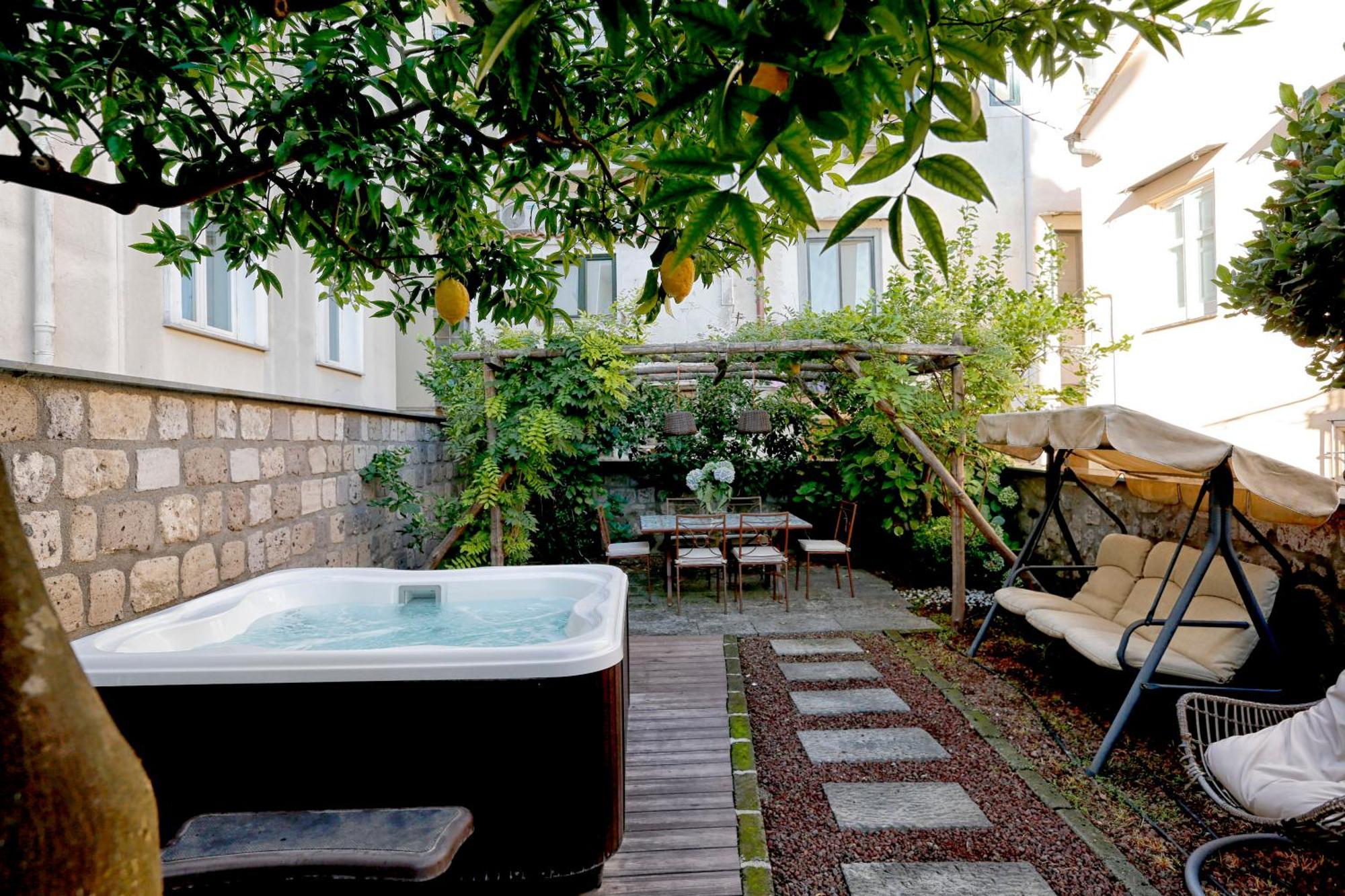 Amore Rentals - Appartamento Terrazza Tasso Sorrento Exterior photo